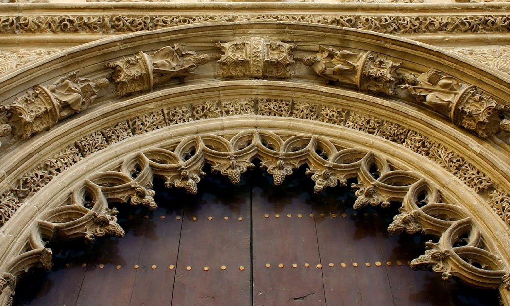 Las portadas interiores de la Catedral de Granada