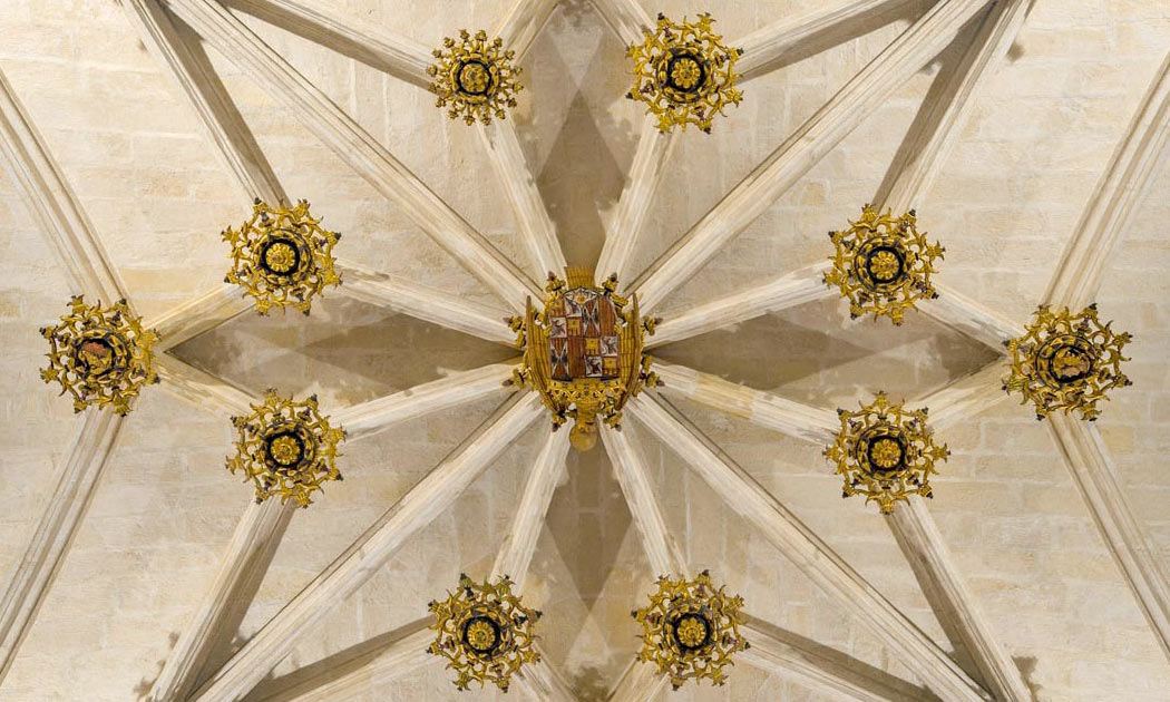Arquitectura y decoración de la Capilla Real de Granada