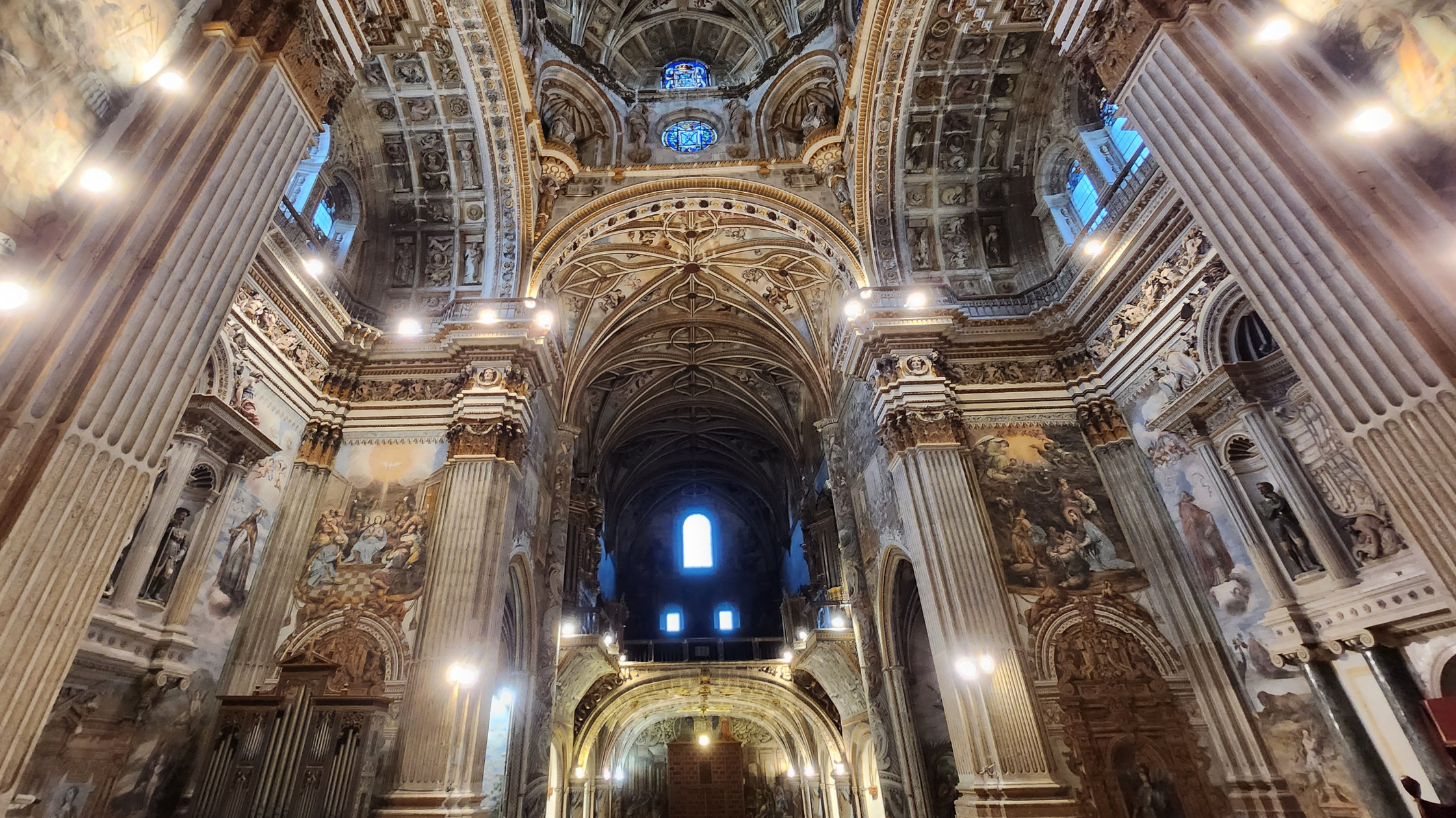 monasterio de San Jerónimo merece una visita